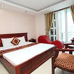 Khách Sạn Hoa Bảo