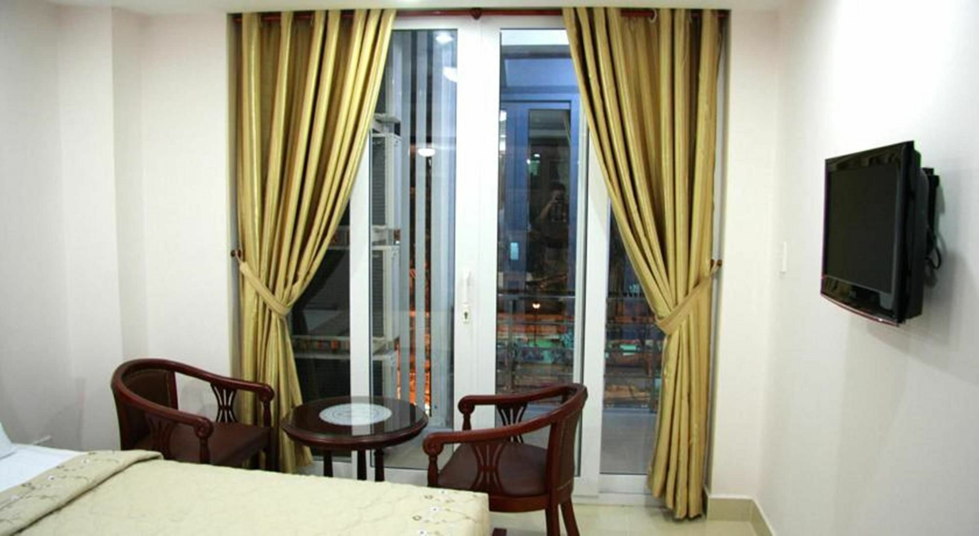 Hoa Bảo Khách sạn TP. Hồ Chí Minh